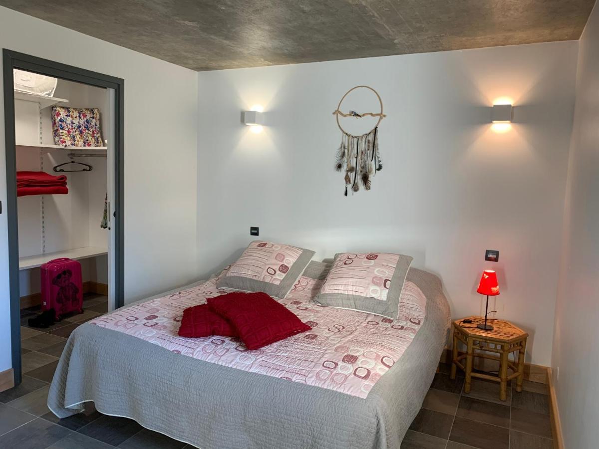 Bed and Breakfast Domaine De La Rue De La Tour Valsonne Zewnętrze zdjęcie